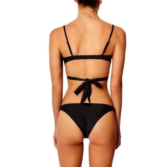 CROSS OVER BRALETTE - NWT - Picture 4 of 4